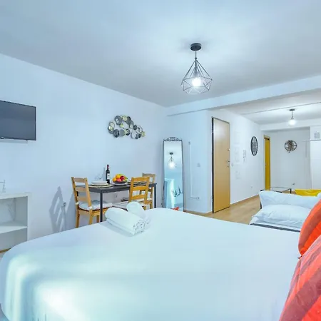 And Beautiful Apartamento