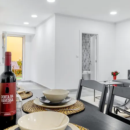 And Beautiful Apartamento *