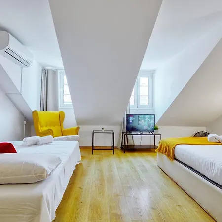 And Beautiful Apartamento