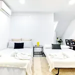 And Beautiful Апартаменты *