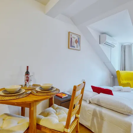 Apartament And Beautiful Lizbona